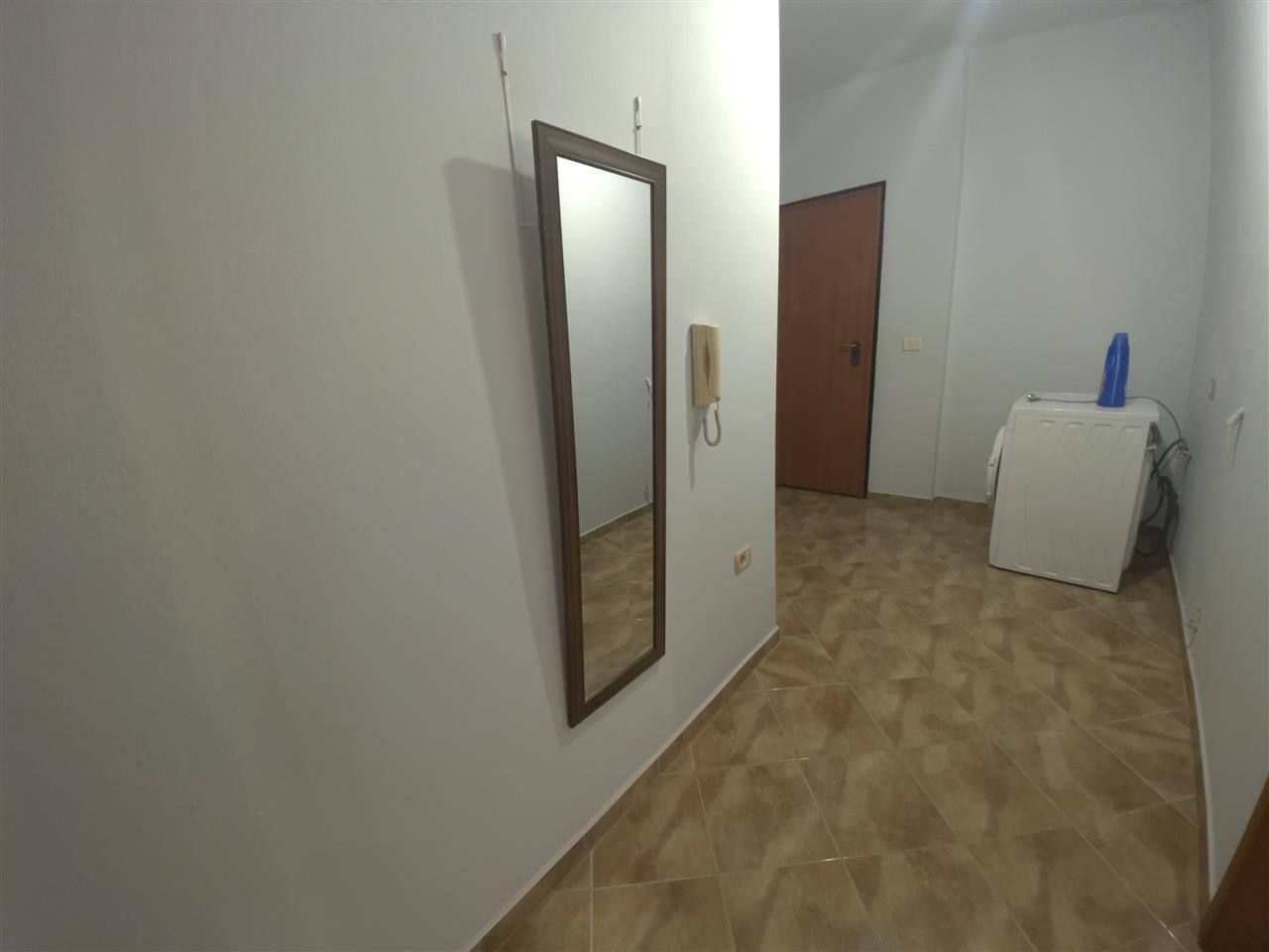 Jepet me qera, Apartament 1+1