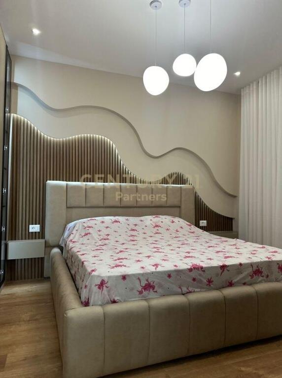 Qira Apartament 2+1 Shkolla e Kuqe €1500