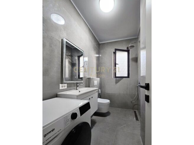 Qira Apartment 1+1+1 Rruga Barrikadave 650 € /Muaj