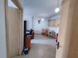 Apartament në Bulevardin e Ri në Yzberisht,sipër Farmaci Nat