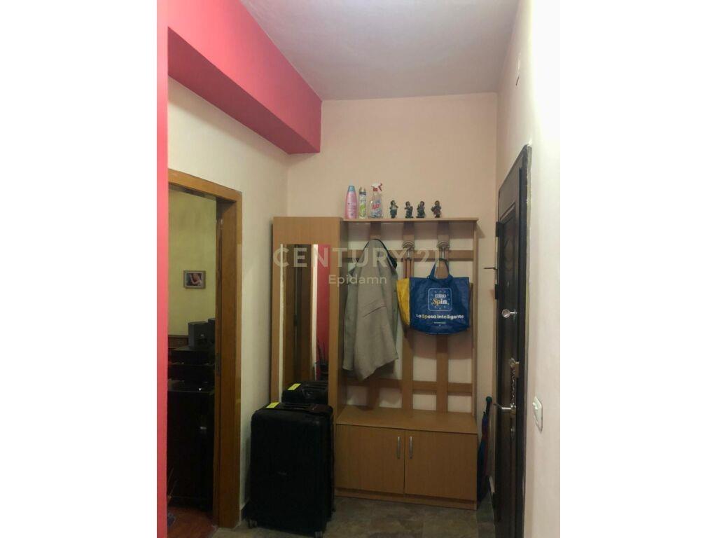 Apartament 1+1 për Shitje në Qender te Durrësit!!