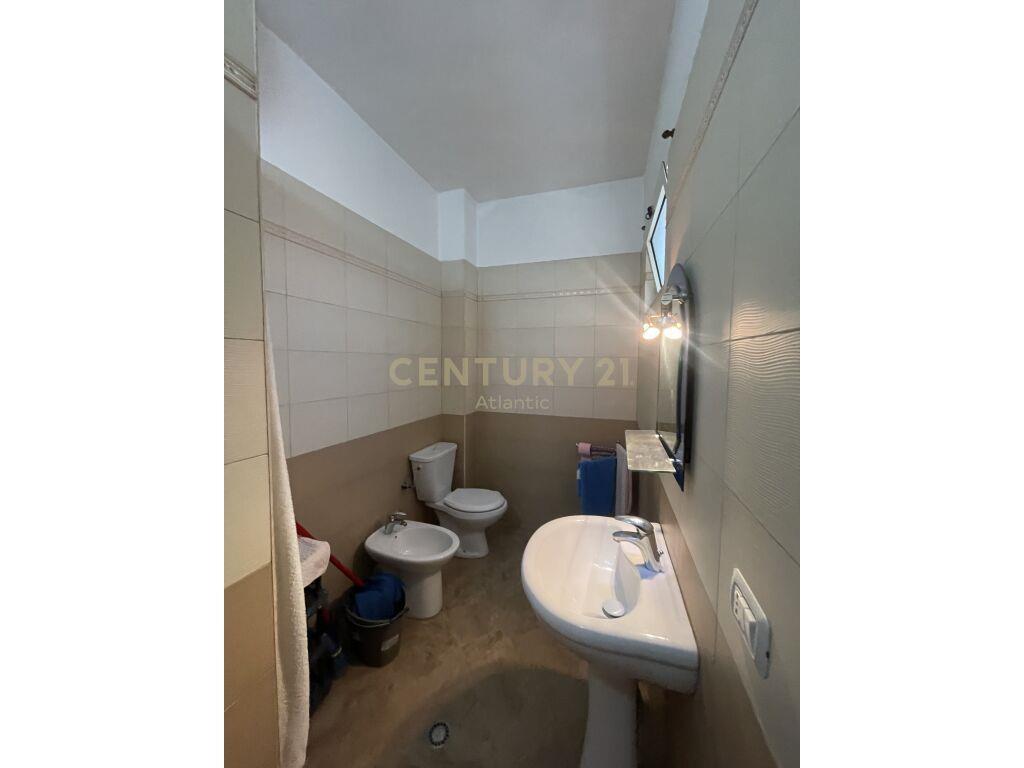 SHITET APARTAMENT 2+1+2T+3 BALLKONE NE PLAZH, ILIRIA!