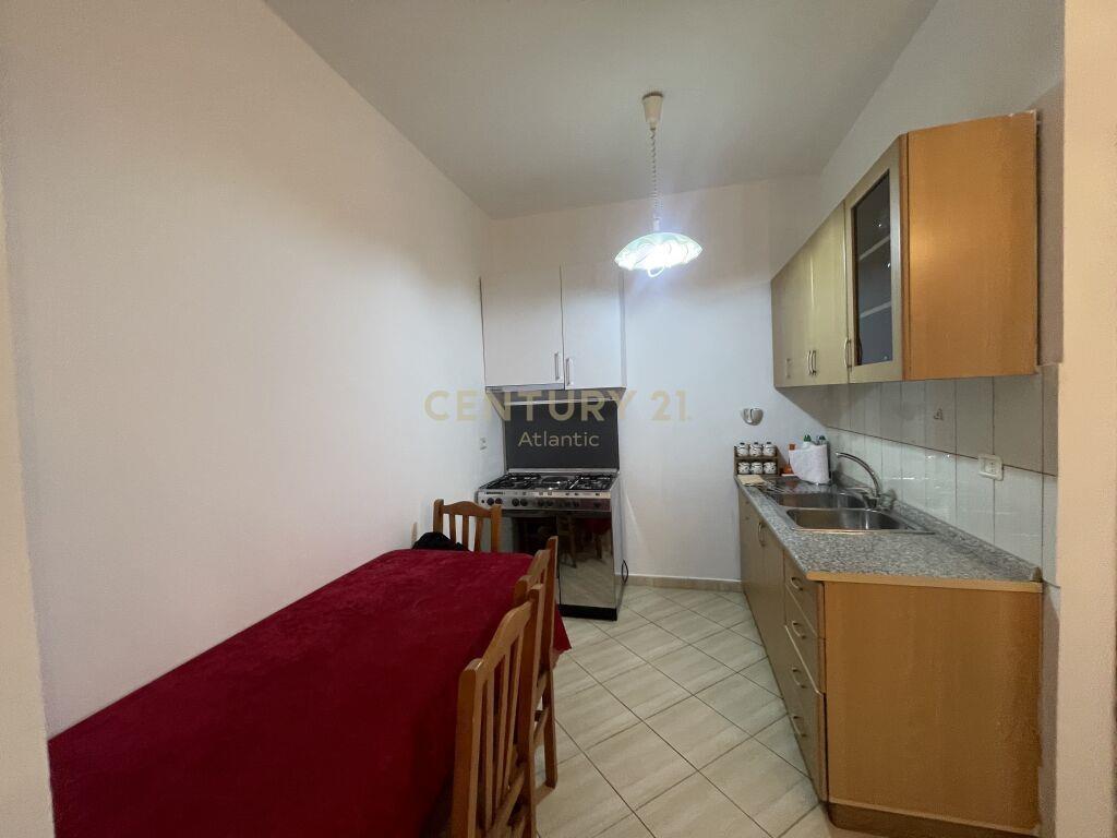 SHITET APARTAMENT 2+1+2T+3 BALLKONE NE PLAZH, ILIRIA!
