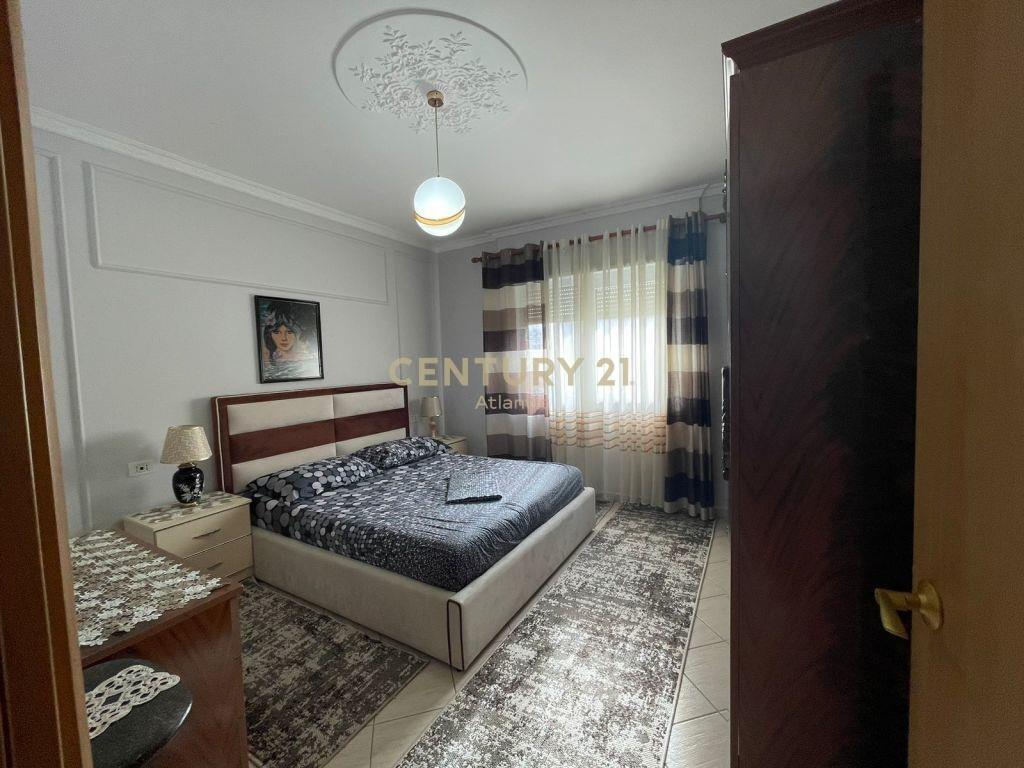 JEPET ME QIRA APARTAMENT 1+1 NE PLAZH HEKURUDHA!