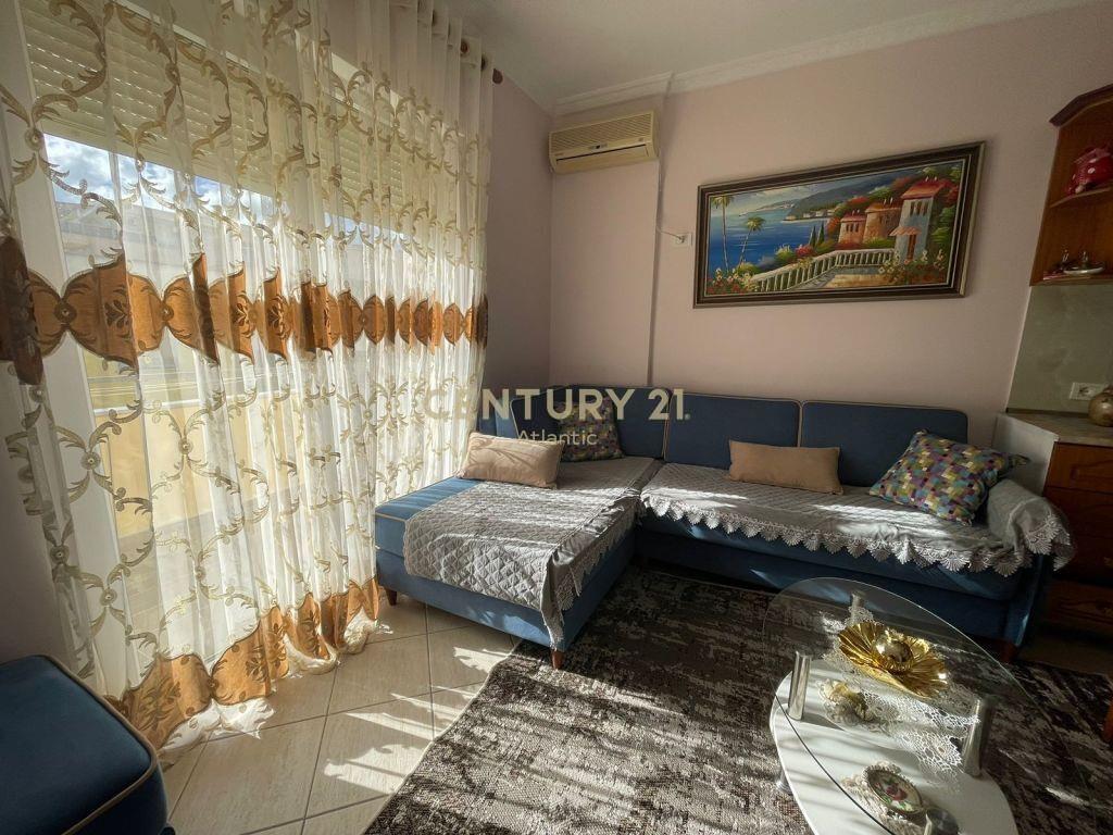 JEPET ME QIRA APARTAMENT 1+1 NE PLAZH HEKURUDHA!