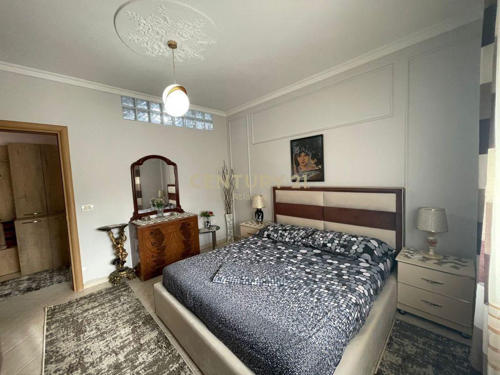 JEPET ME QIRA APARTAMENT 1+1 NE PLAZH HEKURUDHA!