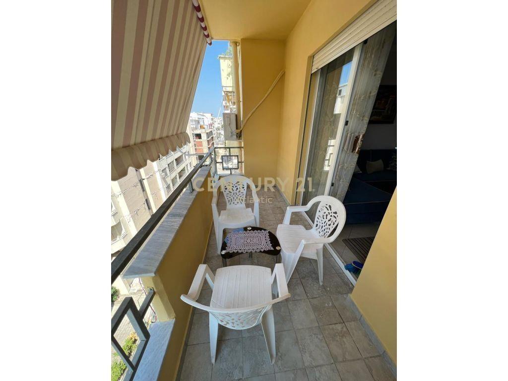 JEPET ME QIRA APARTAMENT 1+1 NE PLAZH HEKURUDHA!