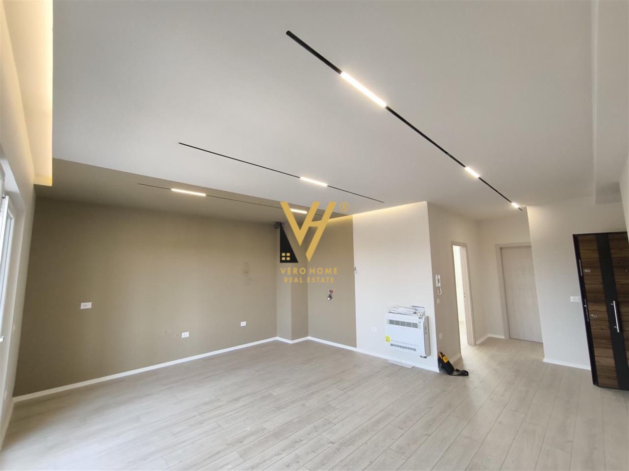 ZYRE 66 M2 ME QERA TEK RIVER REZIDENCE 550 EURO