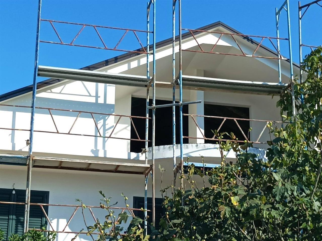 Shtëpi 3kat, Rruga Alush Frakulla, Fier