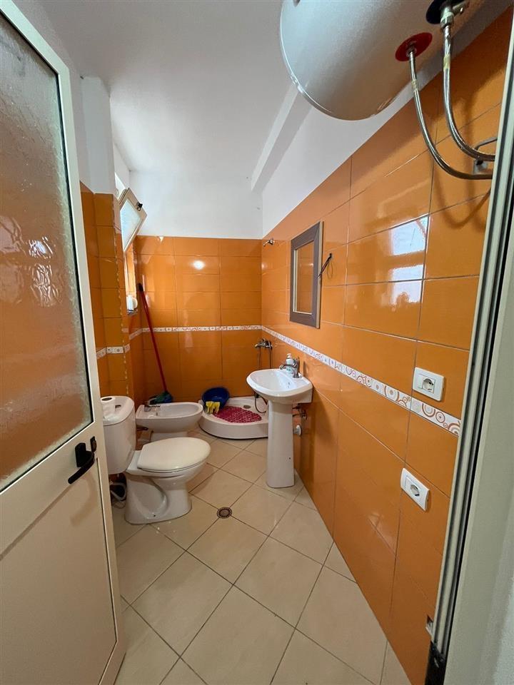 Jepet me qera apartament 1+1