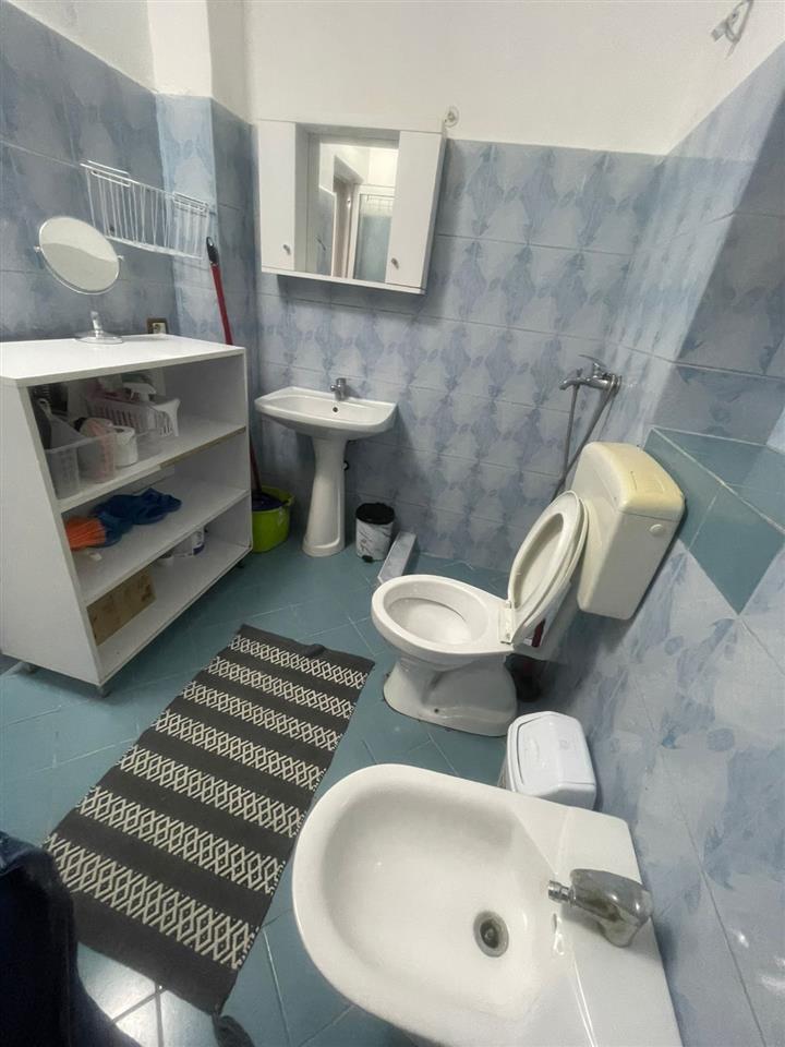 Jepet me qera apartament 2+1