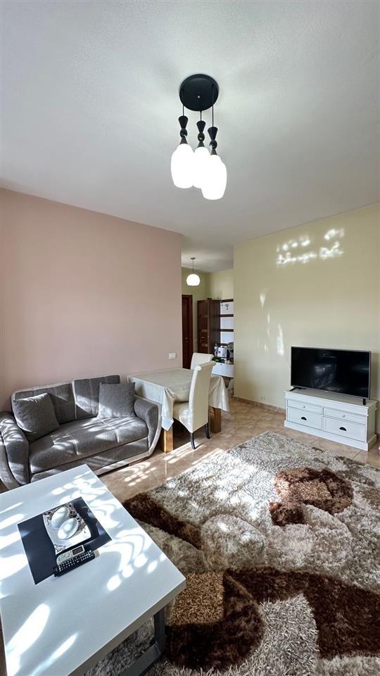 Apartament 2+1 me qera Zogu i Zi, Tirane
