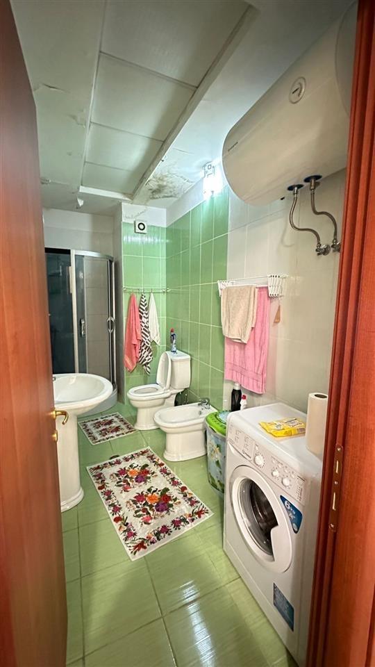 Apartament 2+1 me qera Zogu i Zi, Tirane