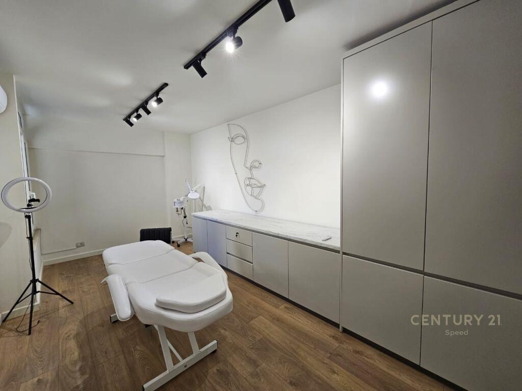 SHESIM APARTAMENT TE PERSHTATSHEM PER ZYRA NE ISH-BLLOK