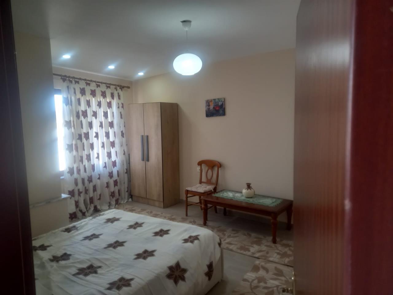 Qera 2+1+verande qender