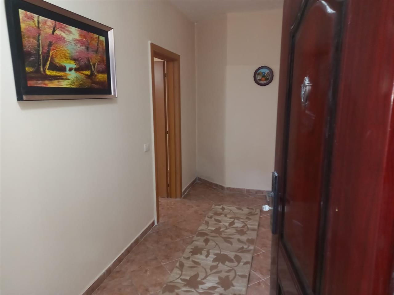 Qera 2+1+verande qender