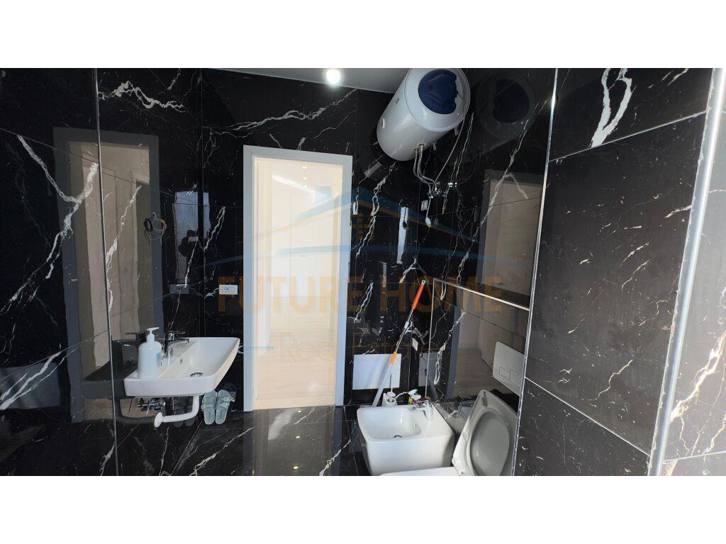 Apartament 2+1+Post Parkimi te Stacioni i Trenit