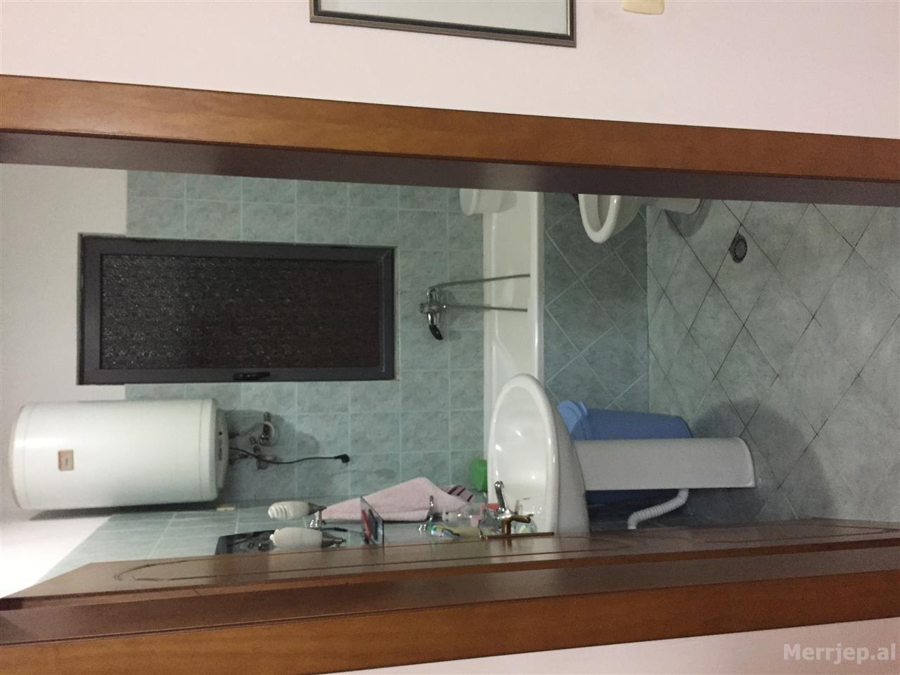 Shitet 3+1 pallat i ri 130m2, 95 milion lek