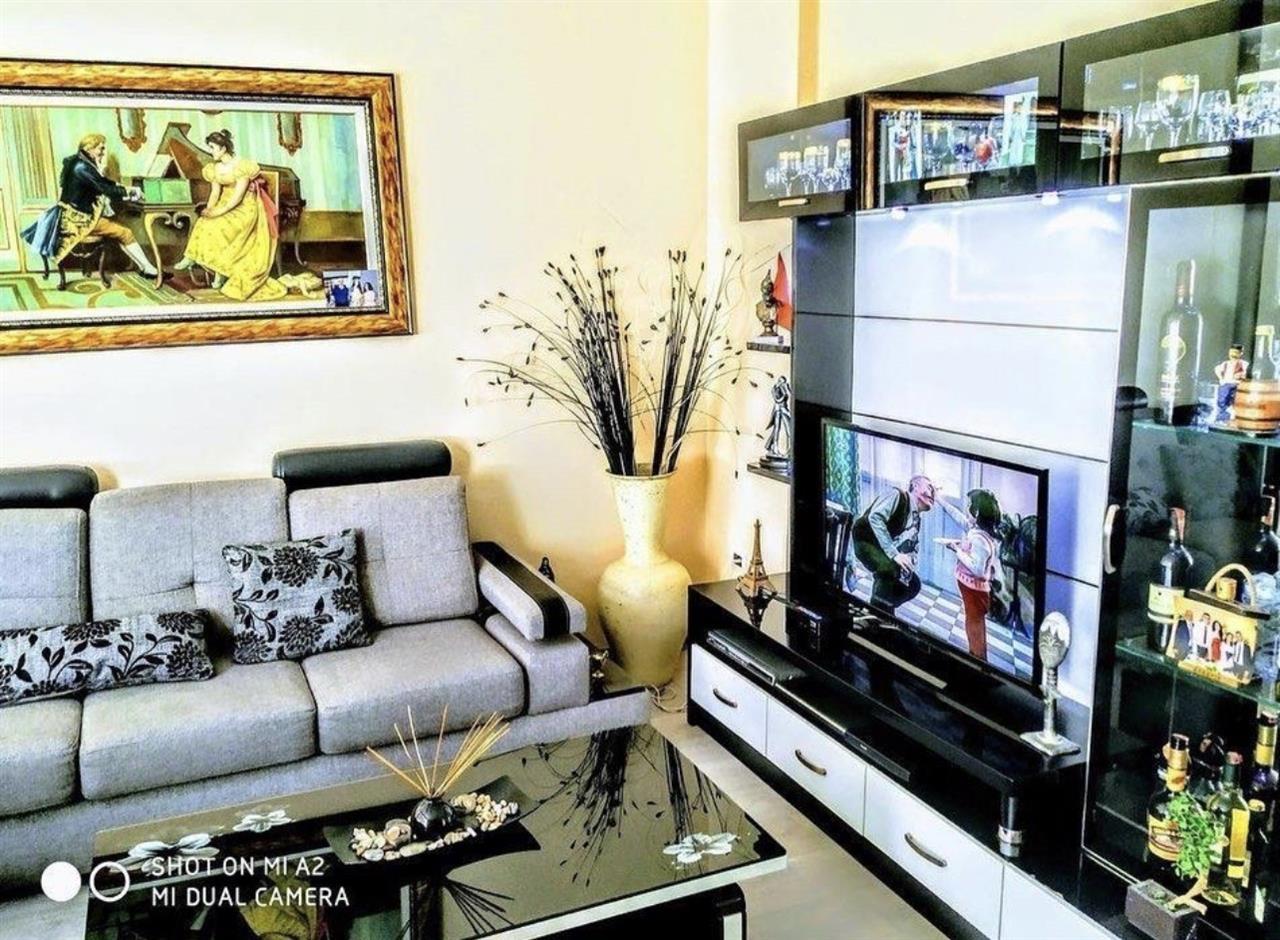 Qera Ditore 2+1+2 përball Delijorgji