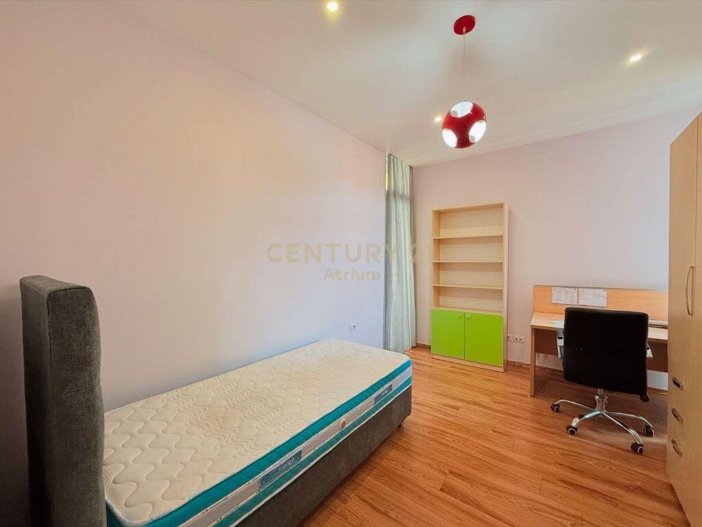 JEPET APARTAMENT 3+1+2 ME QIRA TEK LIQENI I THATE!