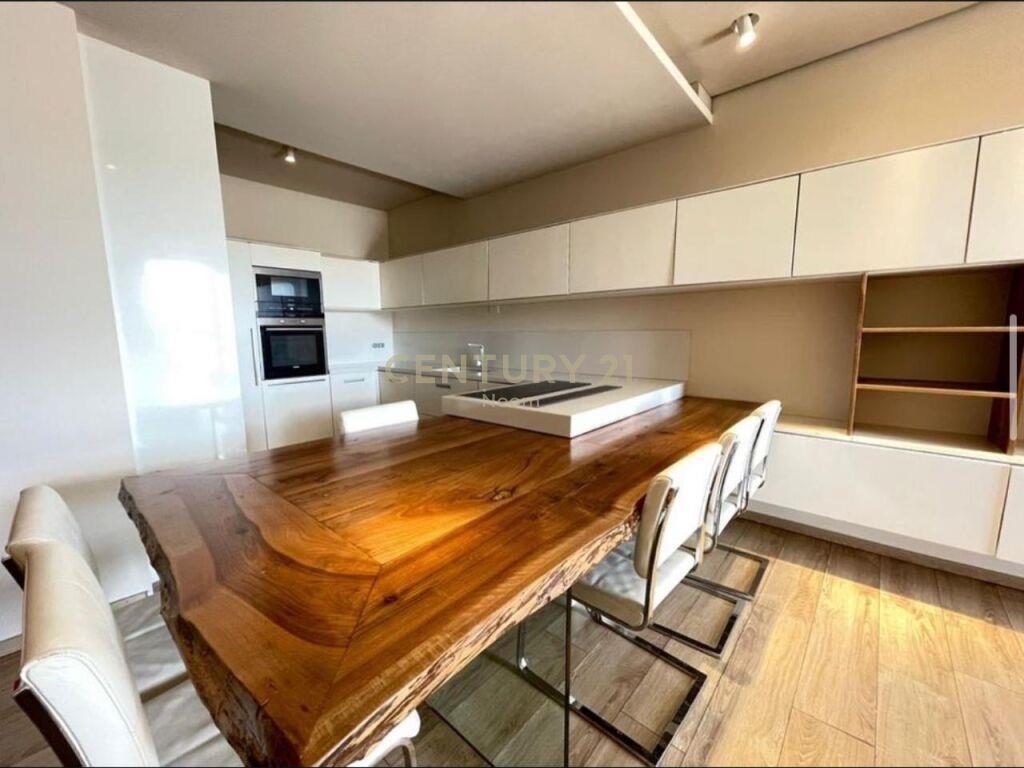 Qira Apartament 2+1+2 Liqeni i Thatë € 700