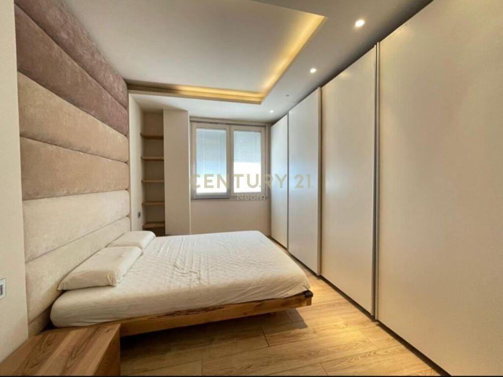 Qira Apartament 2+1+2 Liqeni i Thatë € 700