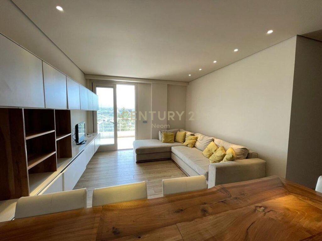 Qira Apartament 2+1+2 Liqeni i Thatë € 700