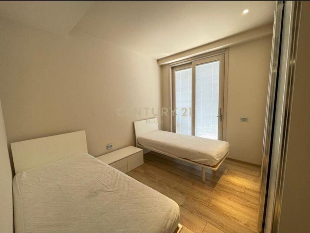 Qira Apartament 2+1+2 Liqeni i Thatë € 700