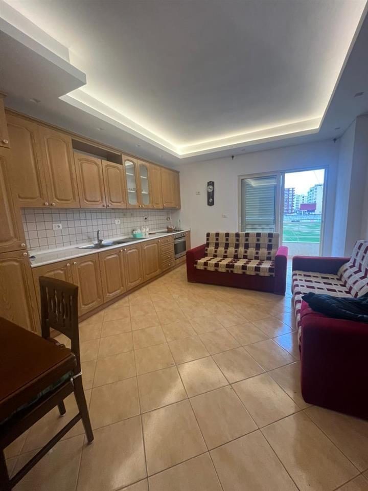 Apartament 3+1 me qera mujore