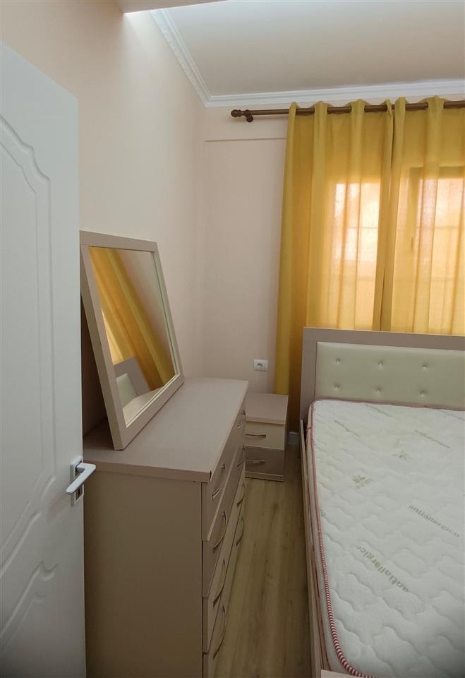 Jepet me qera , Shtepi 1+1 , Te Kodra Priftit , 40.000 Lekë