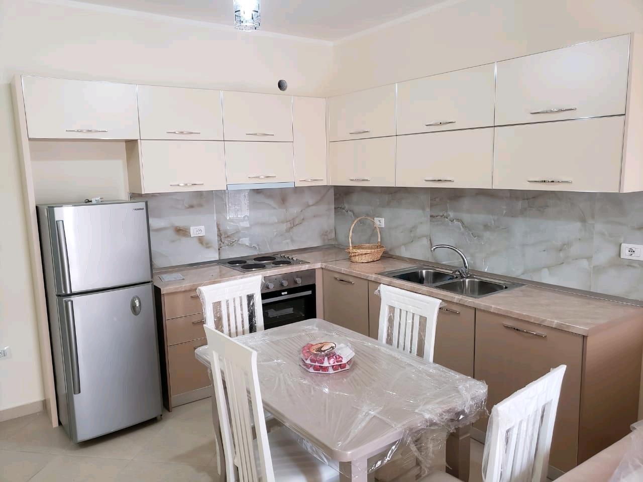 Jepet me qera apartament 1+1