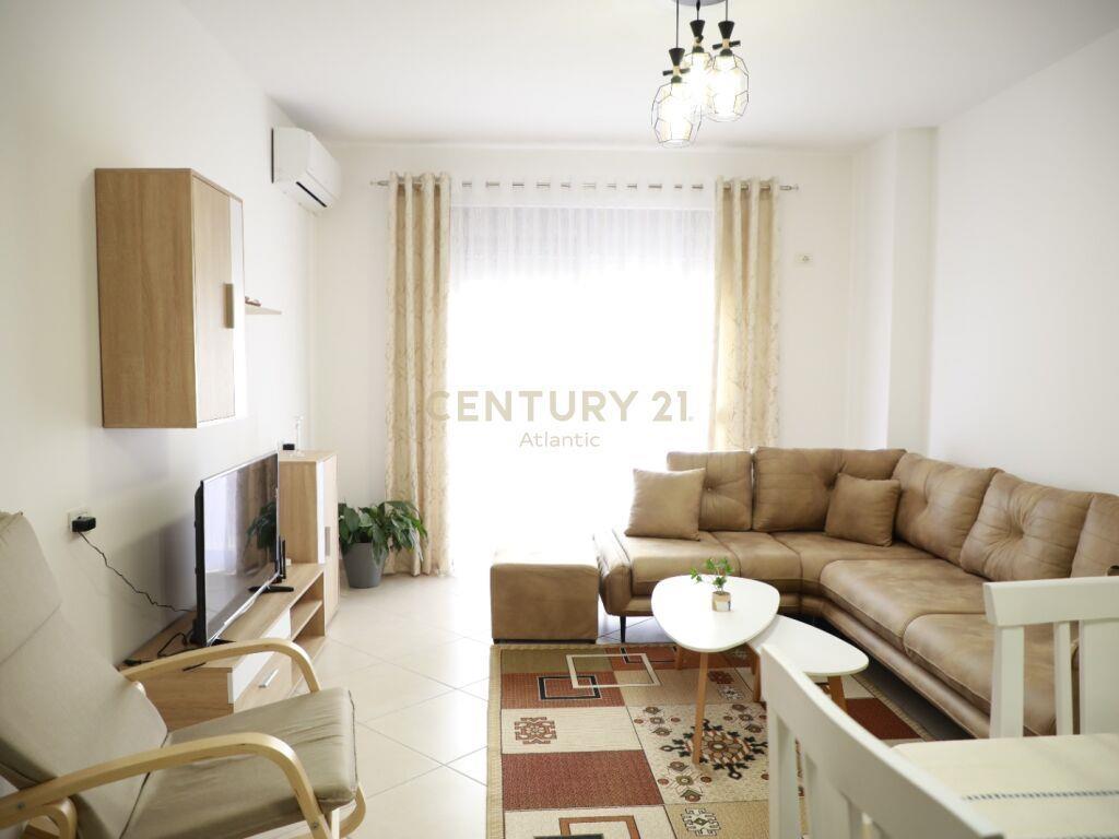 Apartament 2+1 për Qira në Stadiumi, Durrës – 350€