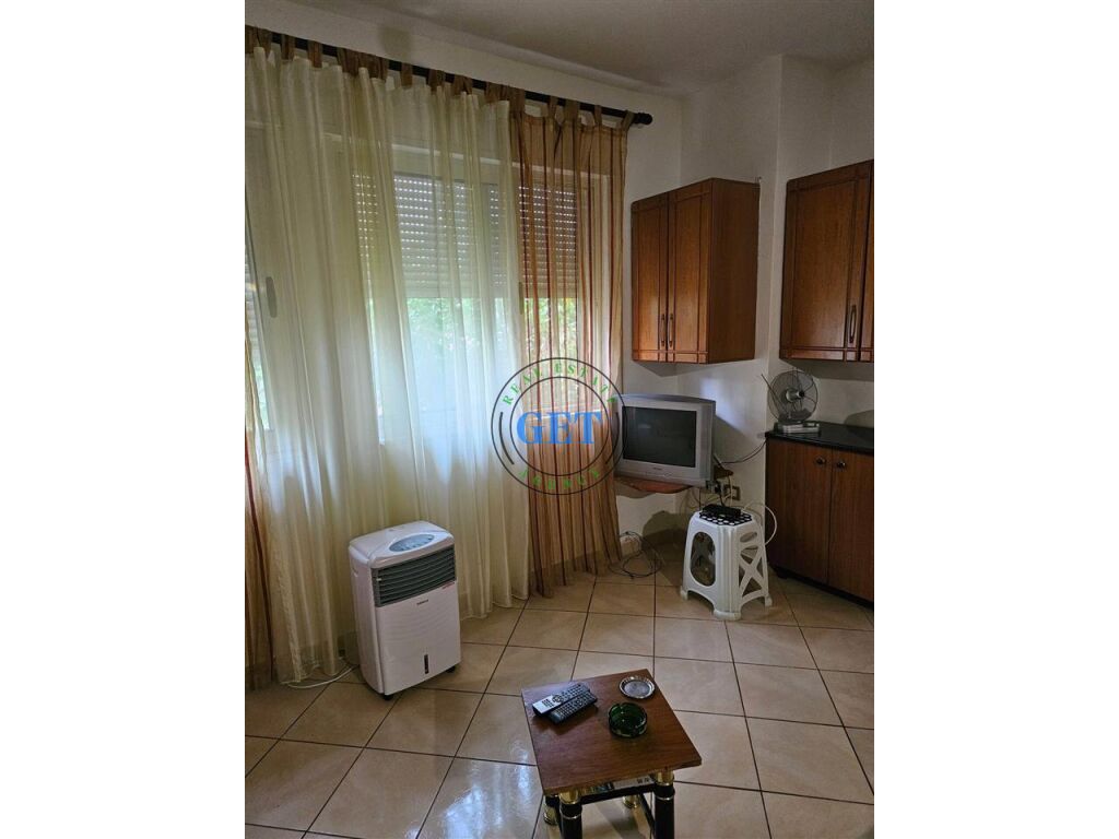 Shitet, Apartament 1+1,Mali i Robit, Durres