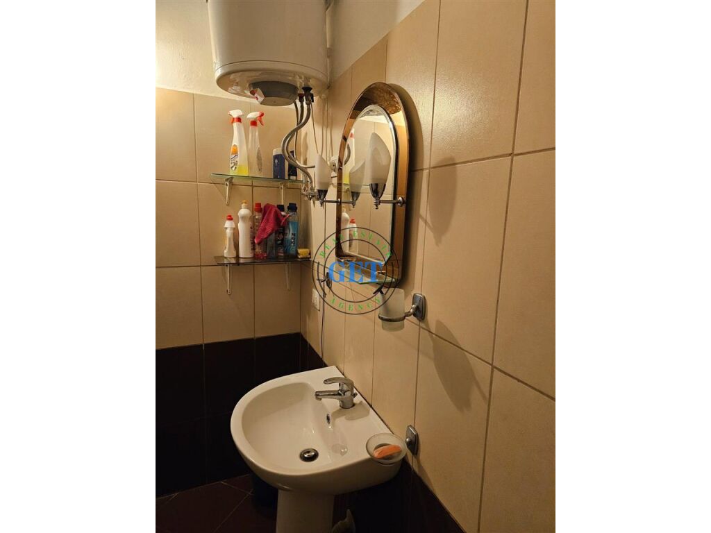 Shitet, Apartament 1+1,Mali i Robit, Durres