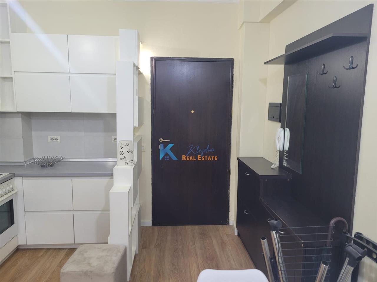 2+1 per qira te Rruga e Barrikadave