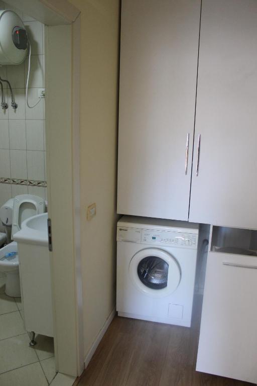 2+1 per qira te Rruga e Barrikadave