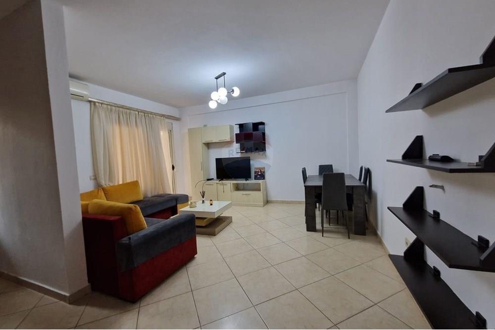 Jepet apartament 2+1+2 tek Kodra e Diellit