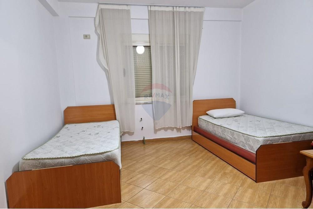 Jepet apartament 2+1+2 tek Kodra e Diellit