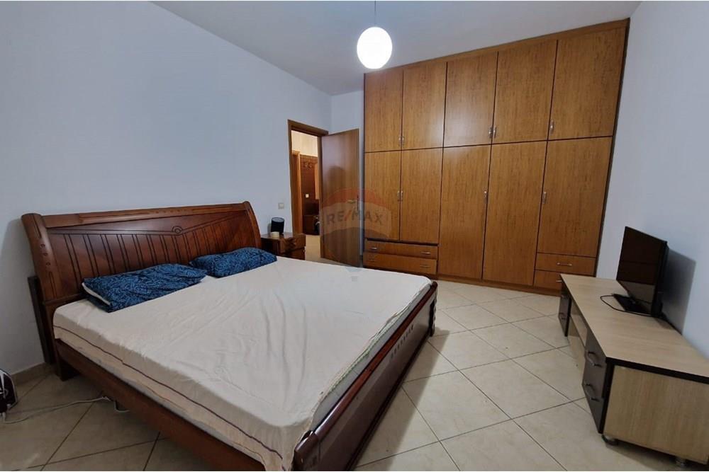 Jepet apartament 2+1+2 tek Kodra e Diellit