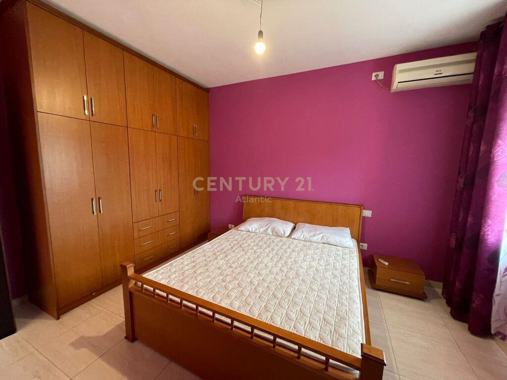 SHITET APARTAMENT 1+1 TEK SHKEMBI KAVAJES!