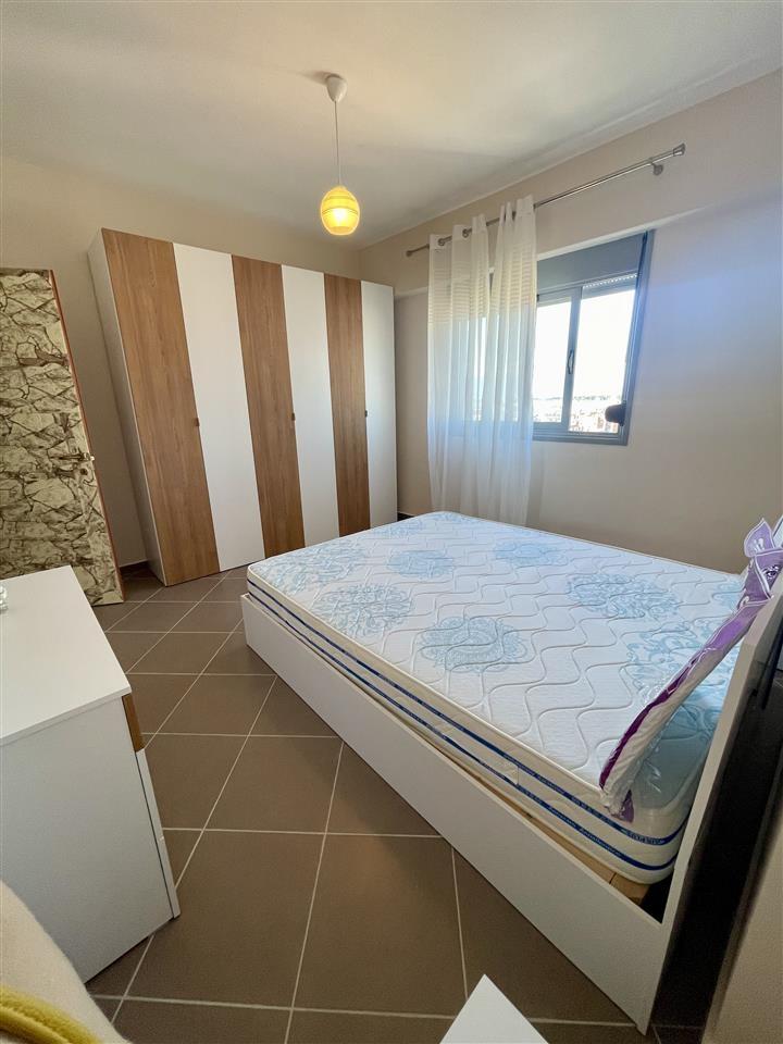 2+1 me Qera, JO AGJENSI, Transballkanike