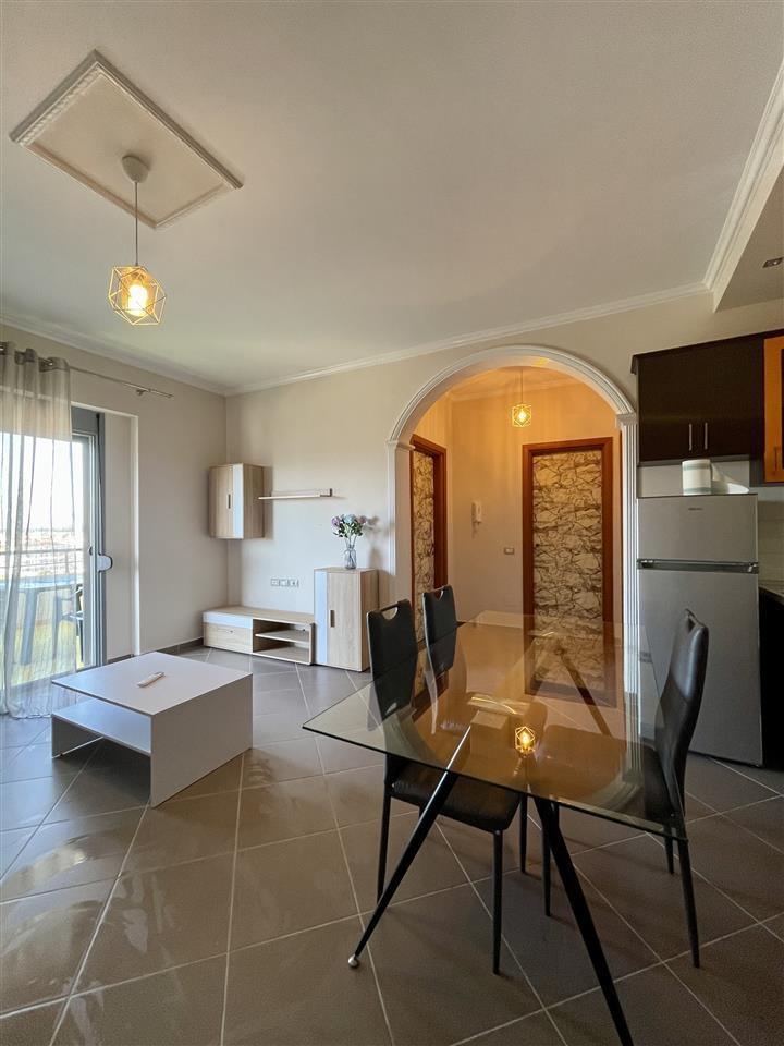 2+1 me Qera, JO AGJENSI, Transballkanike