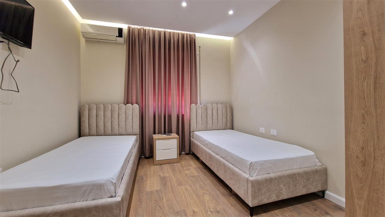 Jepet me qera Apartament 2+1+2,Vlore!