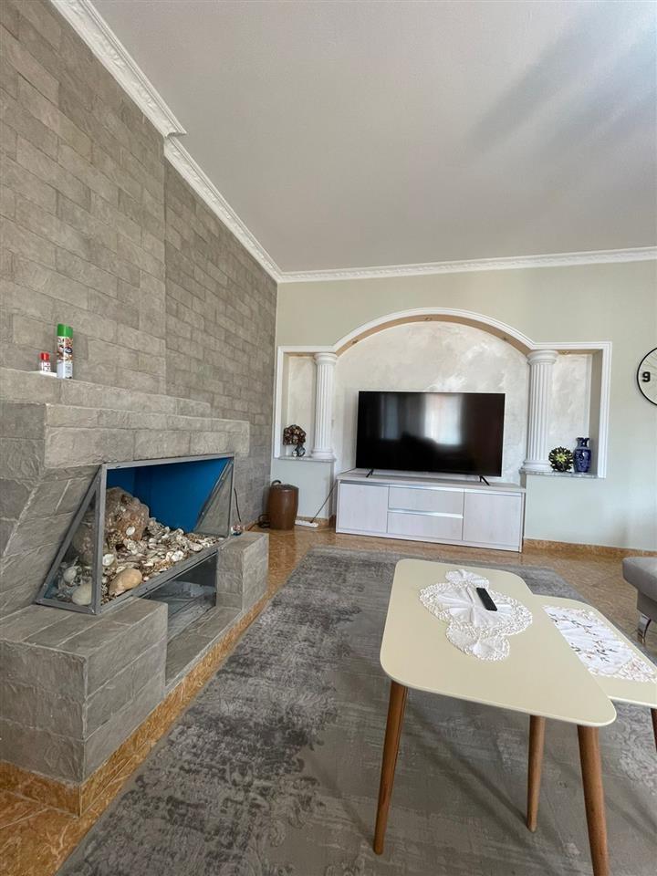 Jepet me qera shtepi private 3+1+2,Vlore!