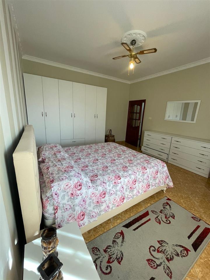 Jepet me qera shtepi private 3+1+2,Vlore!