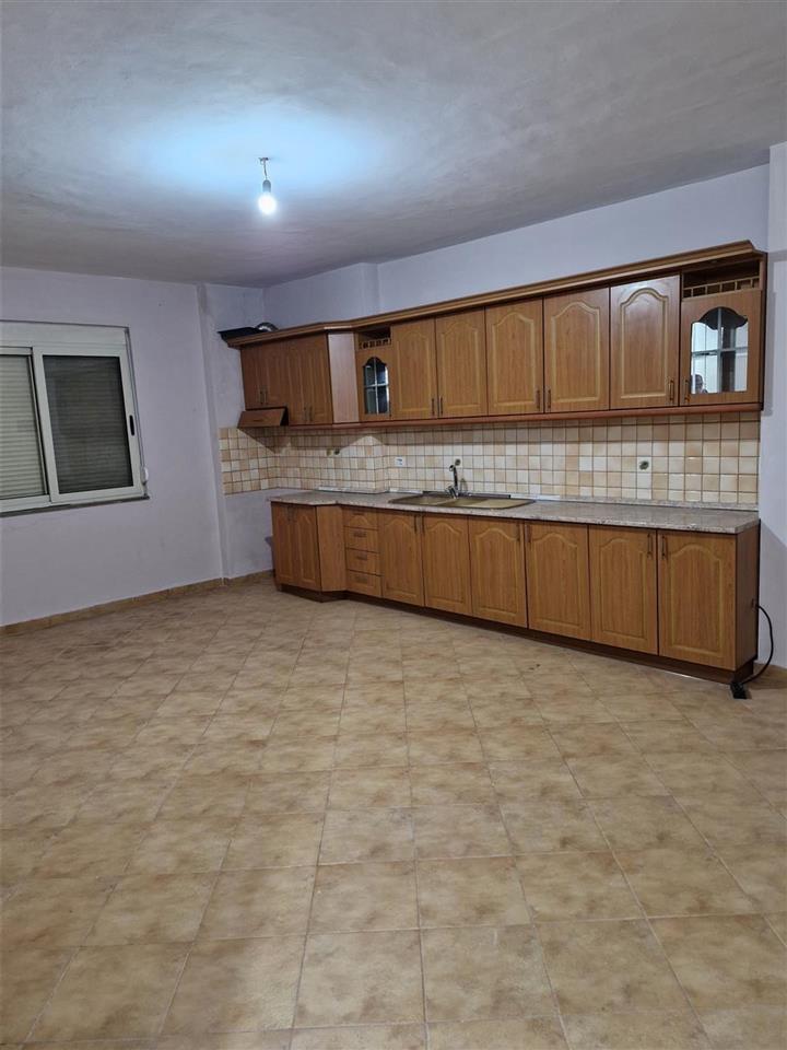 Jepet apartamenti me qera