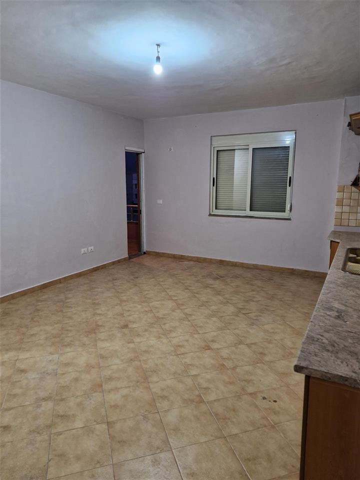 Jepet apartamenti me qera
