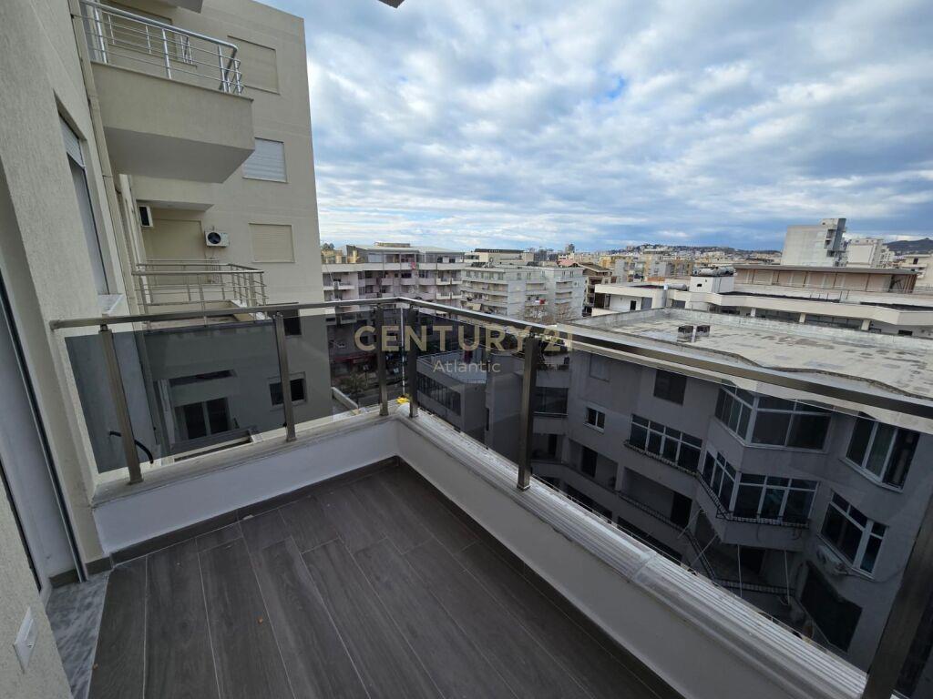 JEPET ME QERA APARTAMENT 2+1 NE PLAZH-RROTA E KUQE!