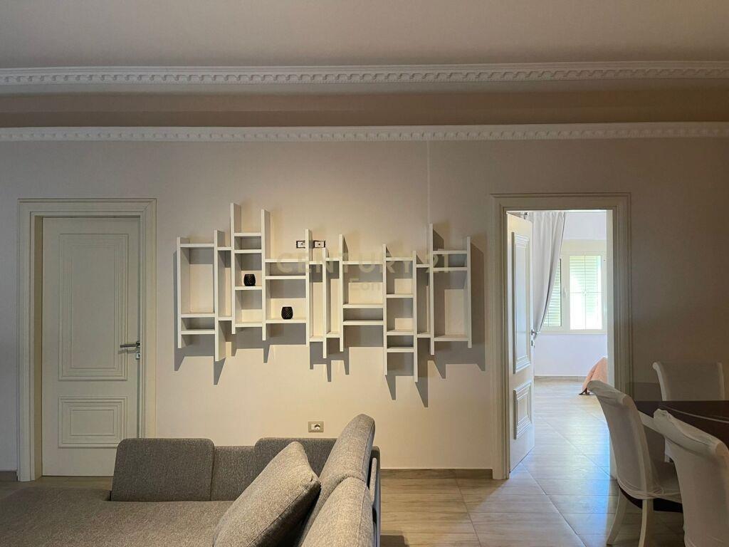 Apartament 2+1+2 me Pamje Deti për Shitje te Shkëmbi I Kavaj