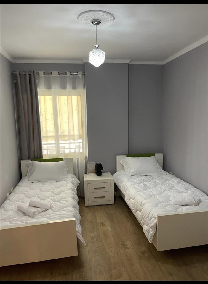 Jepet me qera super Apartament ne Astir